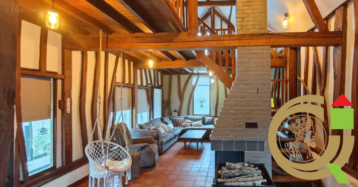 Maison à PARENTY