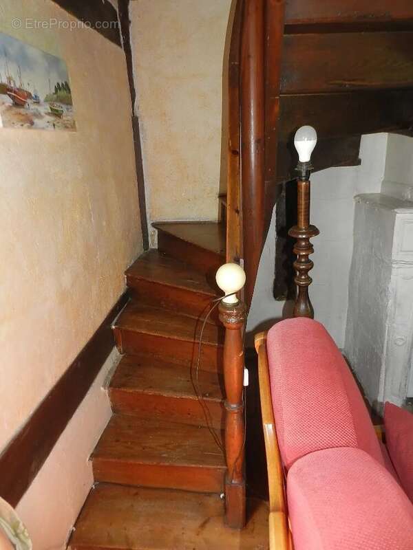 Maison à SAINT-PIERRE-SUR-DIVES