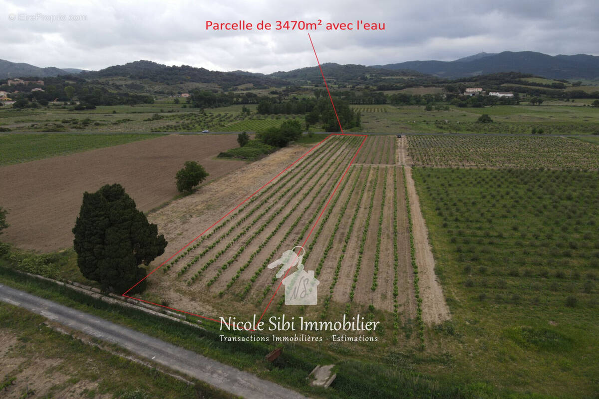 Terrain à ESTAGEL