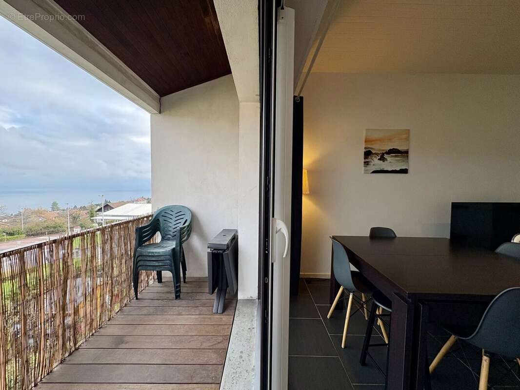 Appartement à NEUVECELLE