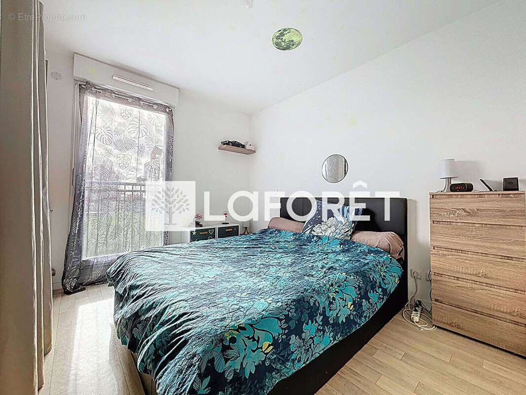 Appartement à VERT-SAINT-DENIS