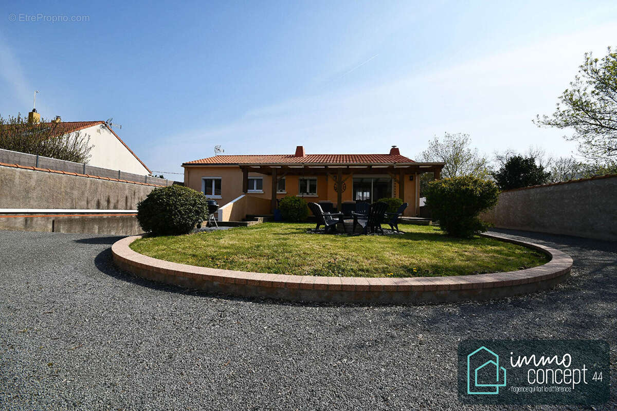 Maison à SAINT-JEAN-DE-BOISEAU