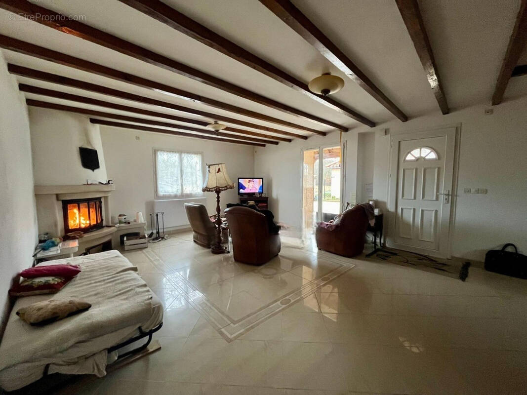 Maison à MANZIAT