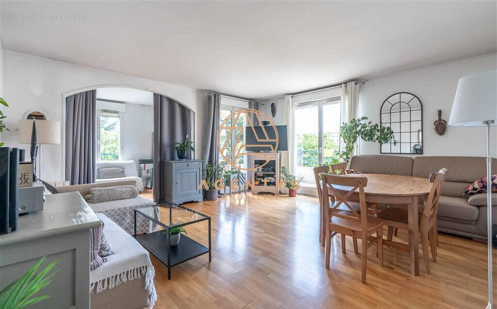 Appartement à NOGENT-SUR-MARNE