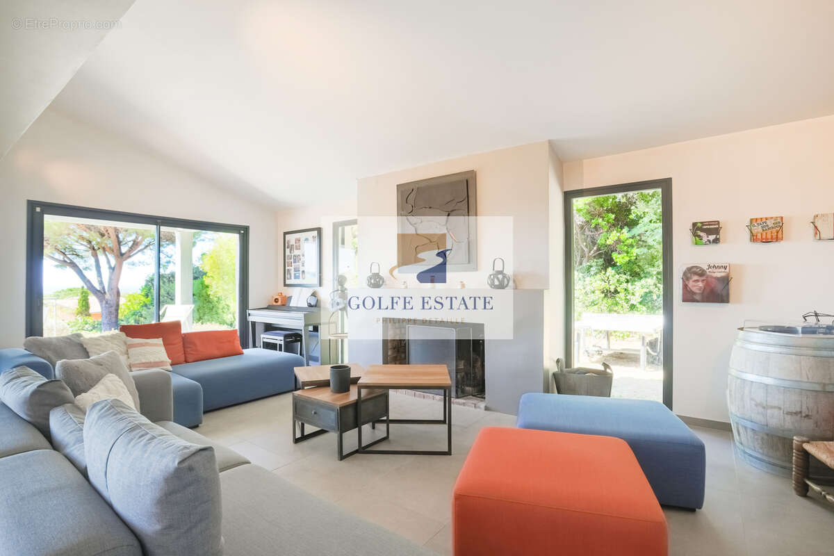 Maison à LA CROIX-VALMER