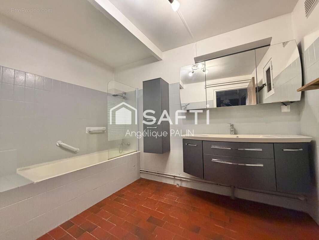 Photo 7 - Maison à LA NEUVILLE-AU-PONT