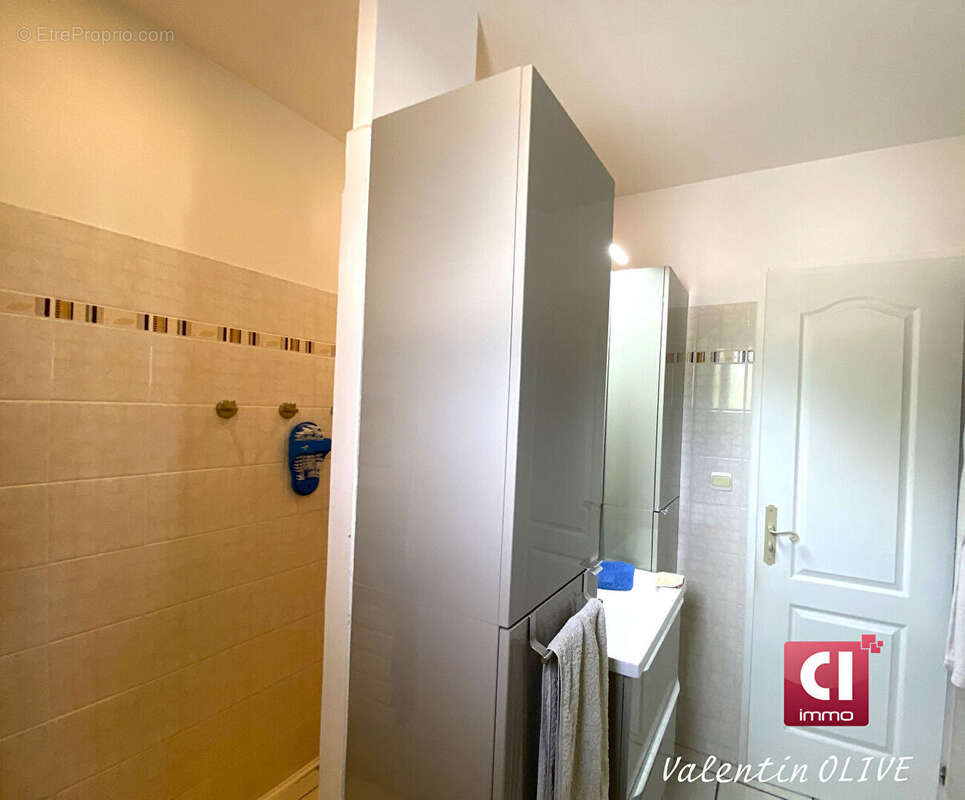 Maison à LA ROQUEBRUSSANNE