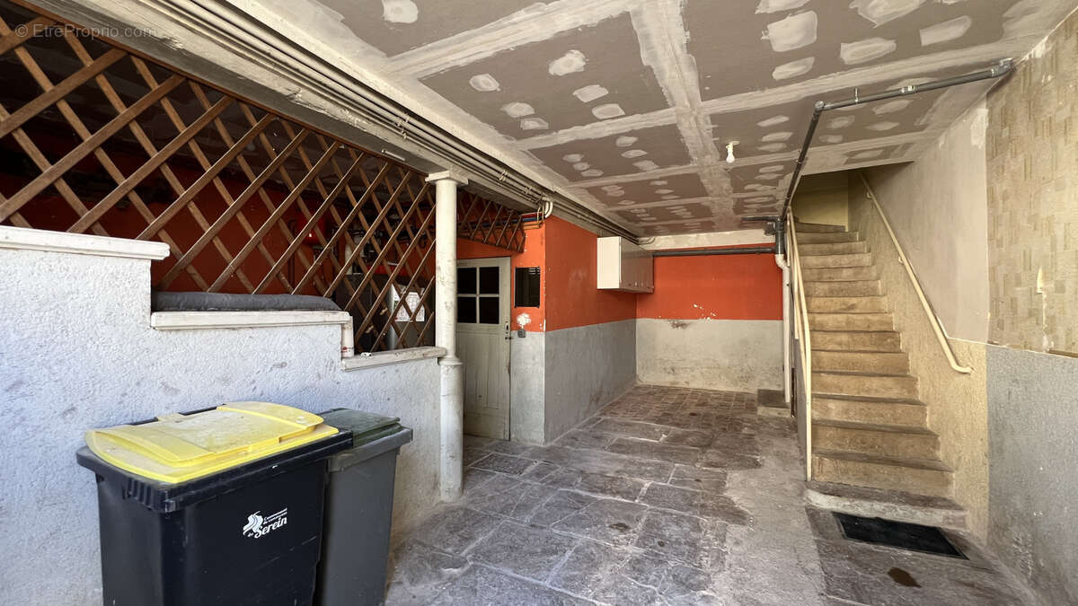 Maison à L&#039;ISLE-SUR-SEREIN