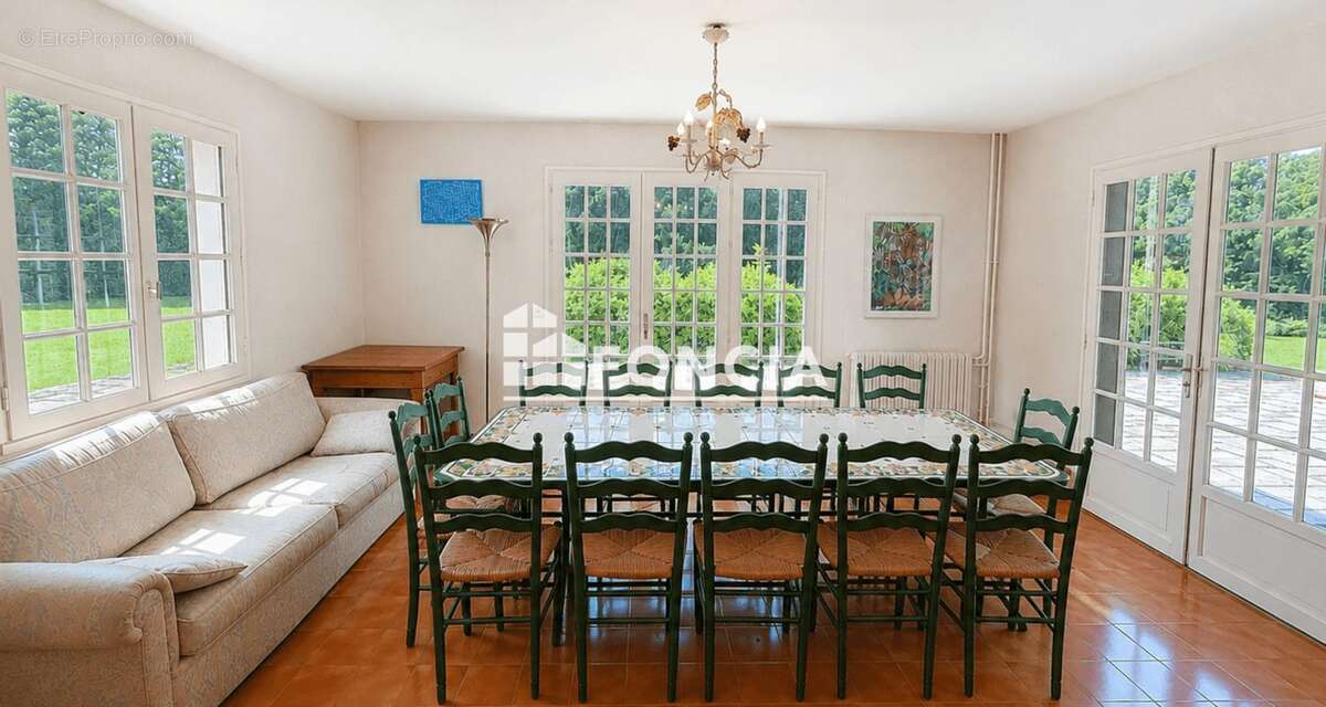 Maison à SAINT-PHILBERT-DES-CHAMPS