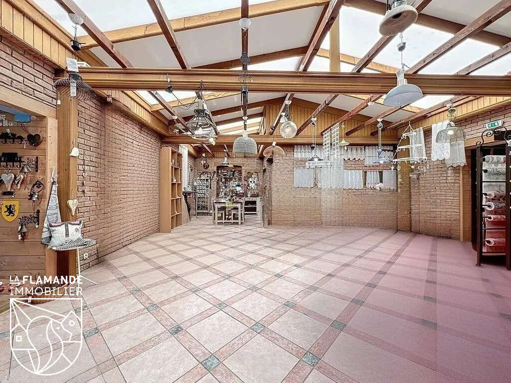 Immeuble à usage mixte - photo 5