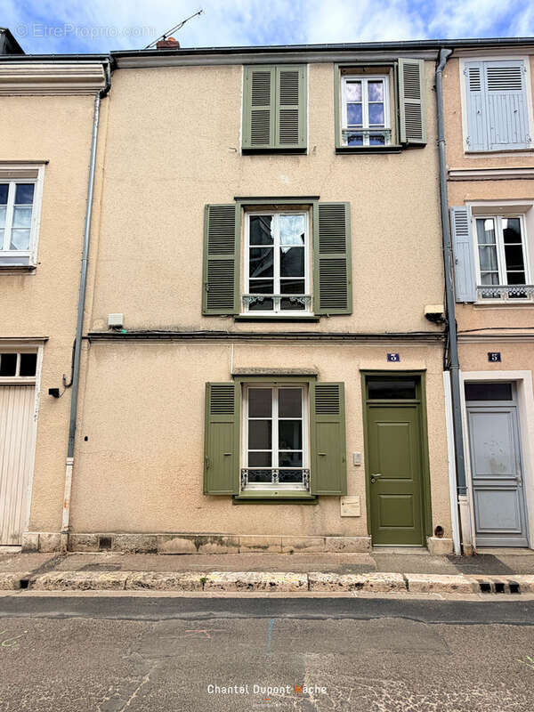 Maison à CHARTRES