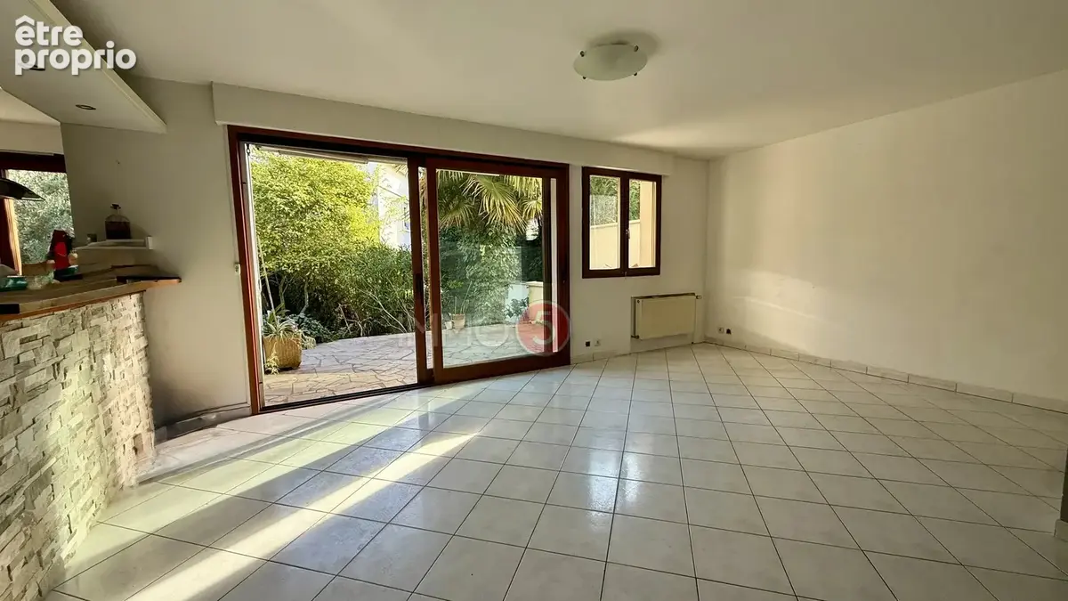 Les pavillons-sous-bois – limite le raincy – maison d’architecte 150 m² - photo 4