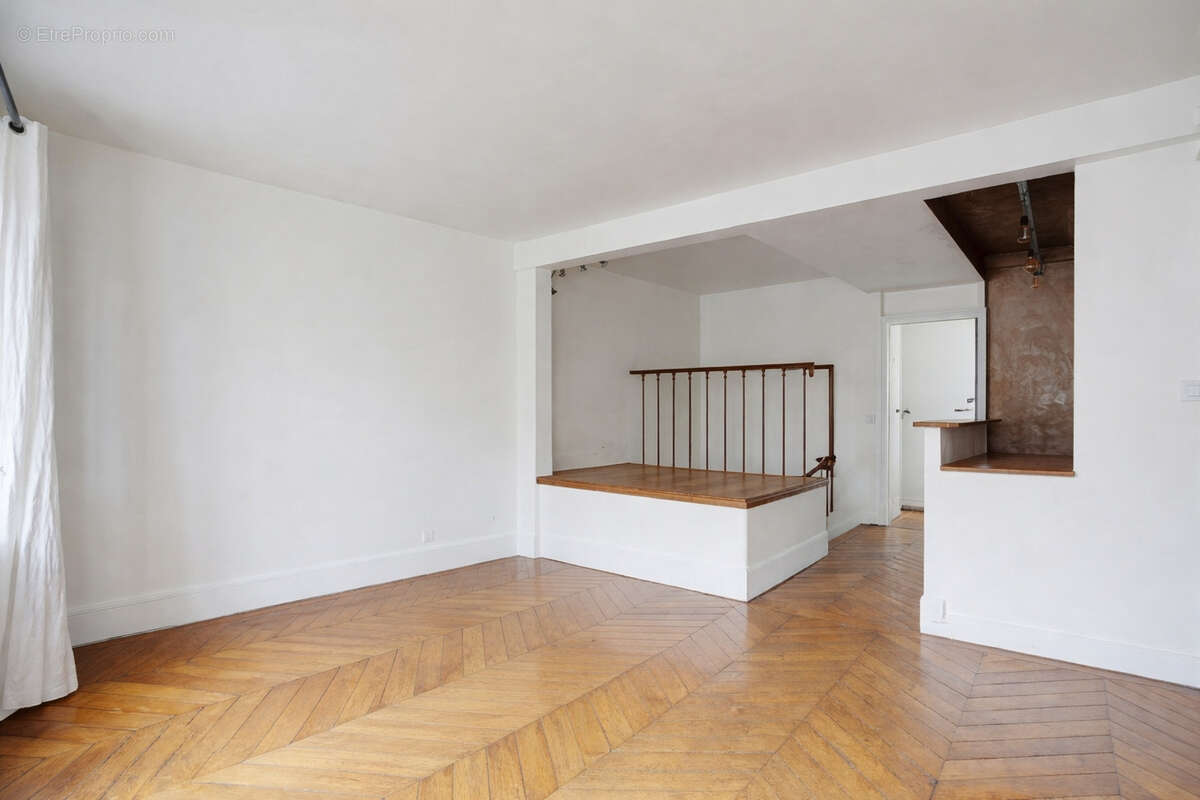 Appartement à PARIS-12E