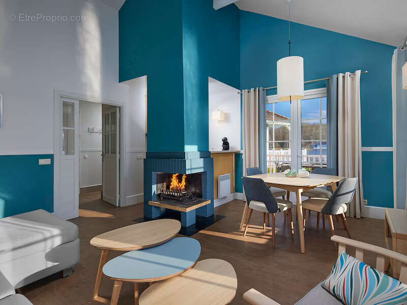 Maison à CHAMOUILLE