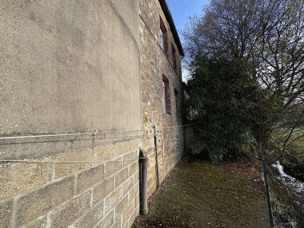 Maison à LE CHEFRESNE