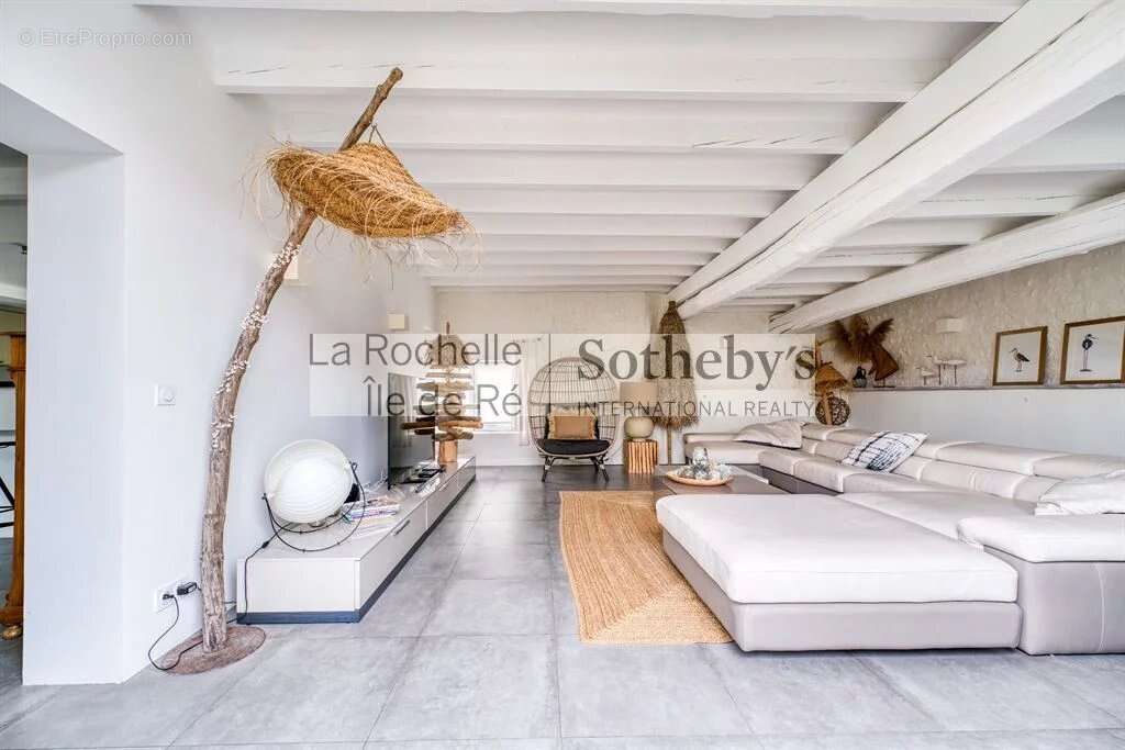 Maison à AIGREFEUILLE-D&#039;AUNIS