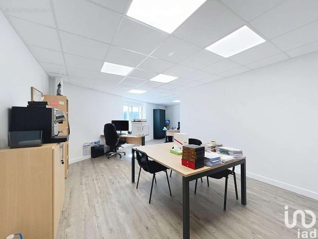 Photo 7 - Commerce à BRIE-COMTE-ROBERT