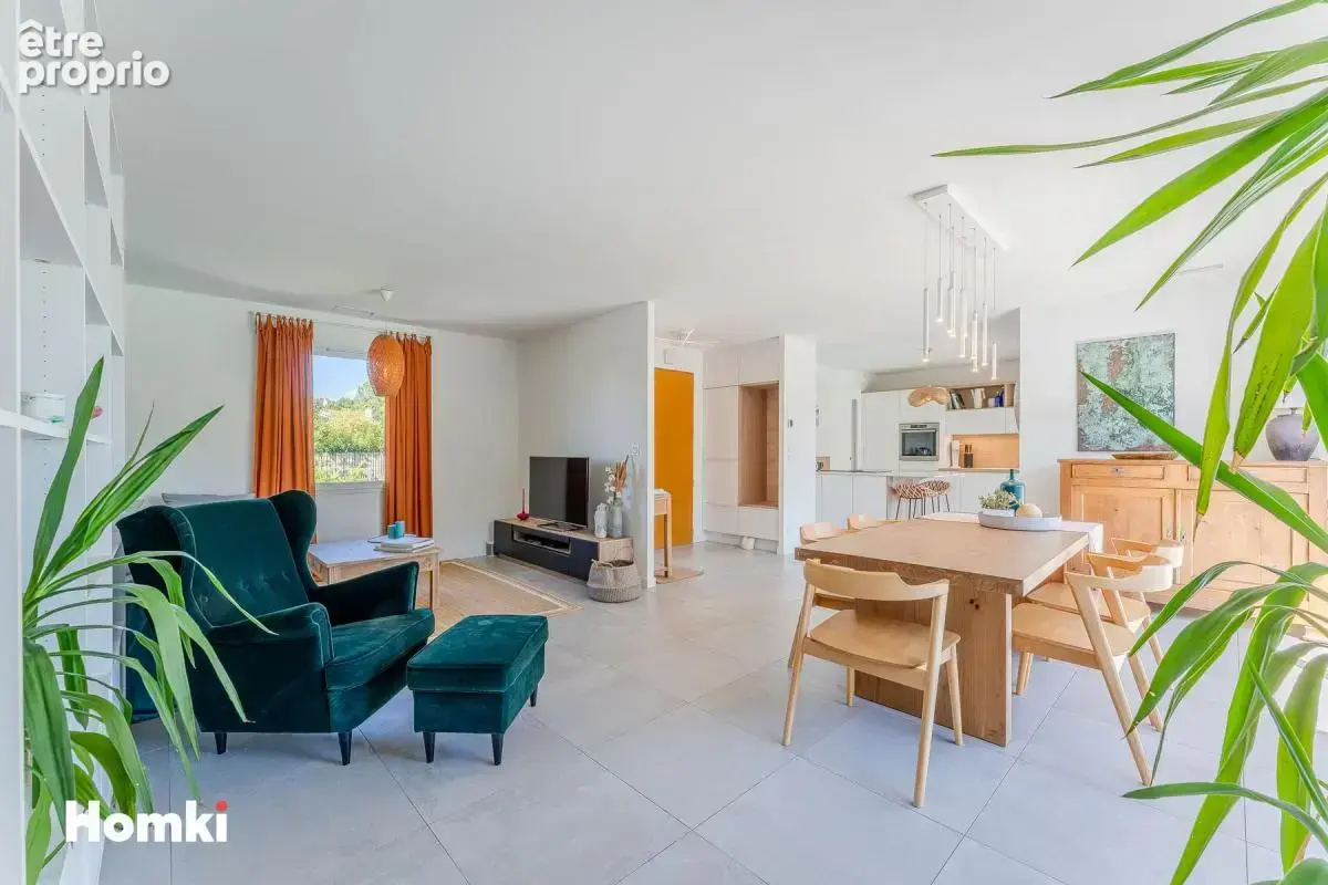 SANGUINET – Maison récente avec piscine, grand terrain et accès direct à la forêt - photo 4