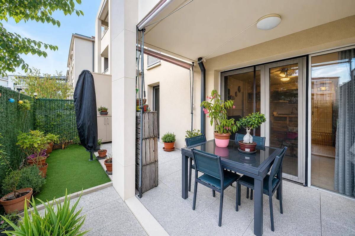 Appartement à LE CASTELLET