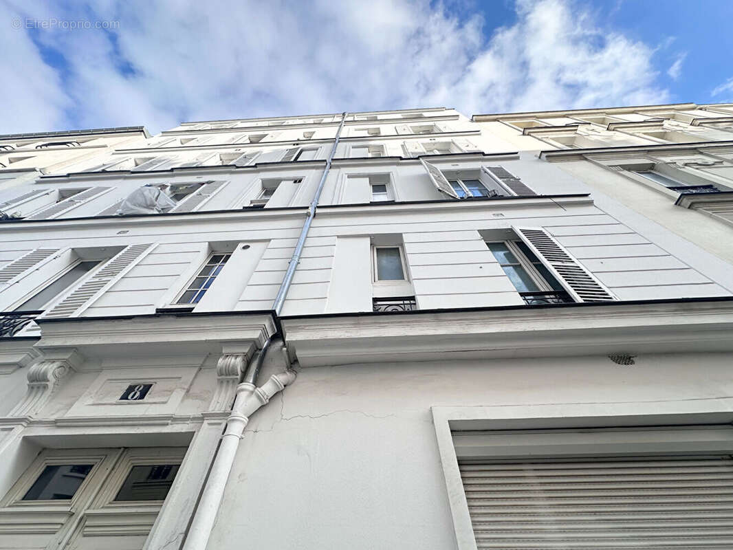 Appartement à PARIS-18E