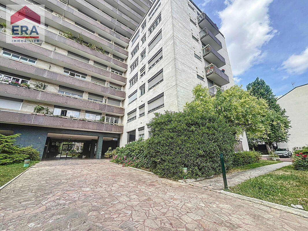 Appartement à IVRY-SUR-SEINE