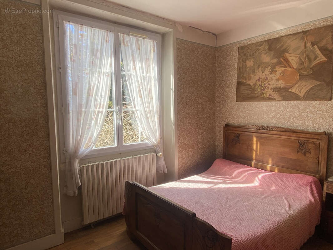 Maison à ARNAC-POMPADOUR