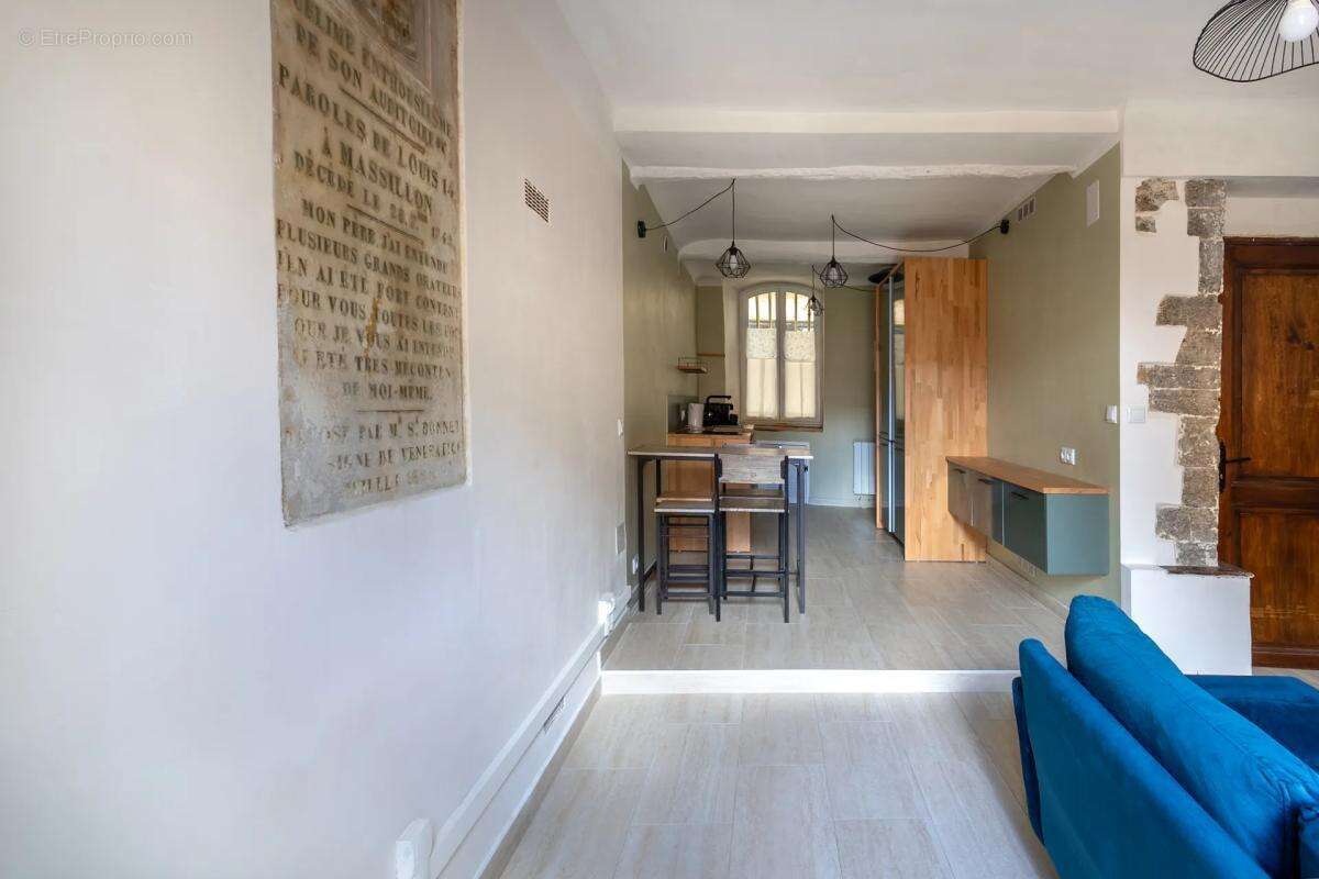 Appartement à HYERES