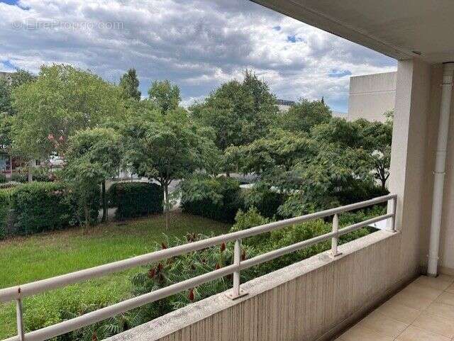 Appartement à LE CRES