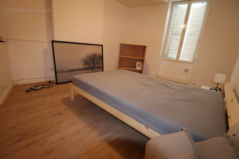 Appartement à BOURBON-L'ARCHAMBAULT