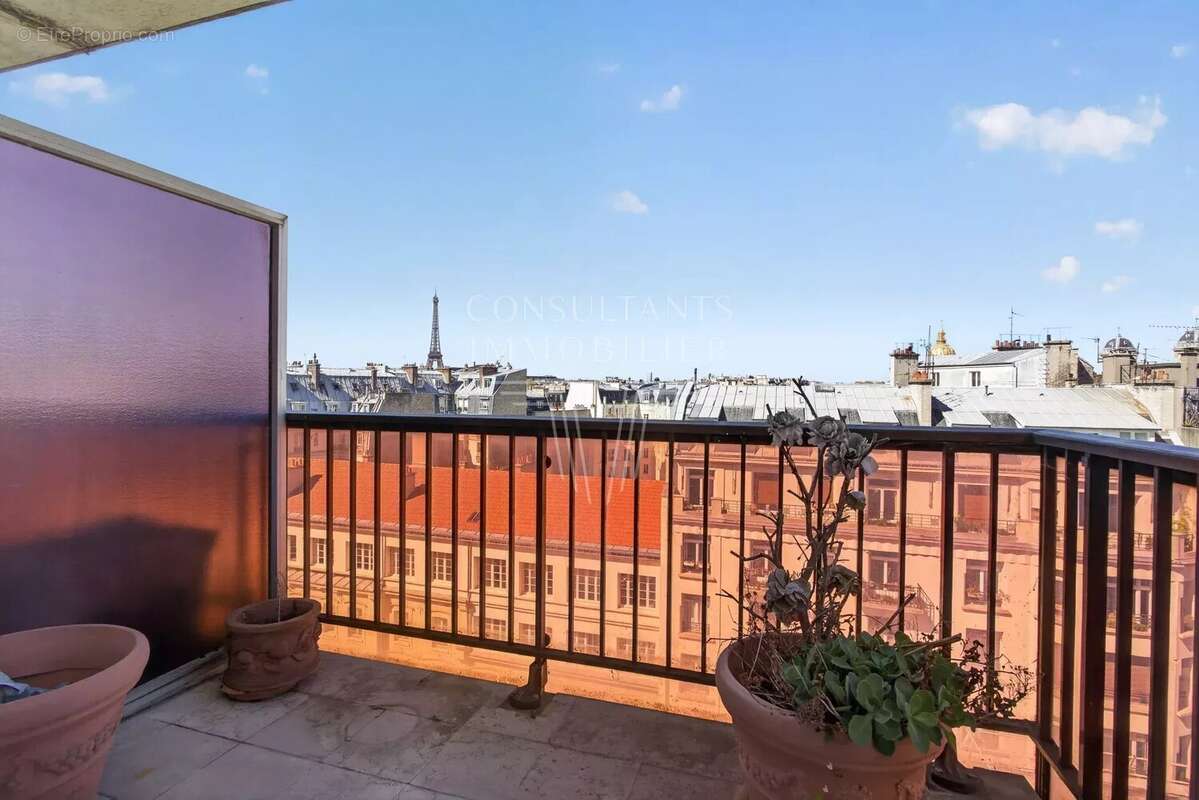 Appartement à PARIS-7E