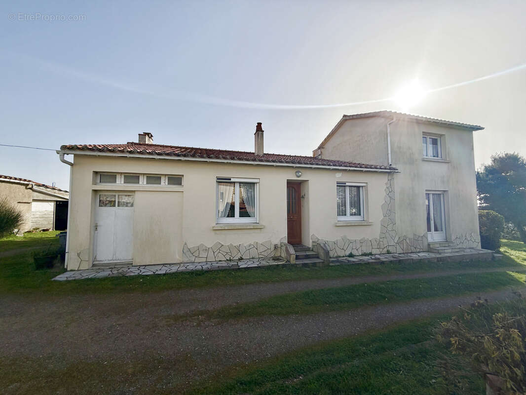 Maison à BREM-SUR-MER