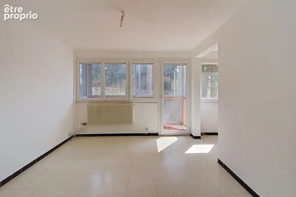 A VENDRE en EXCLUSIVITE à DRAGUIGNAN - Appartement T4 traversant et lumineux - 65m2 - photo 15