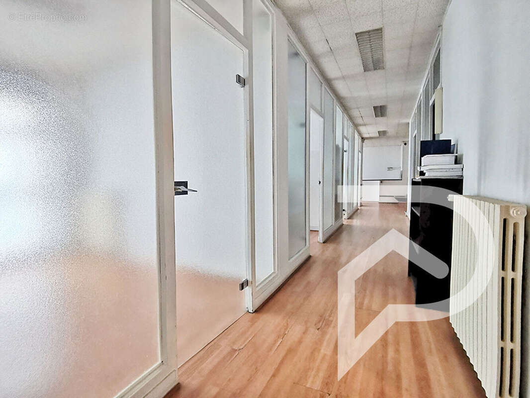 Commerce à VITRY-SUR-SEINE