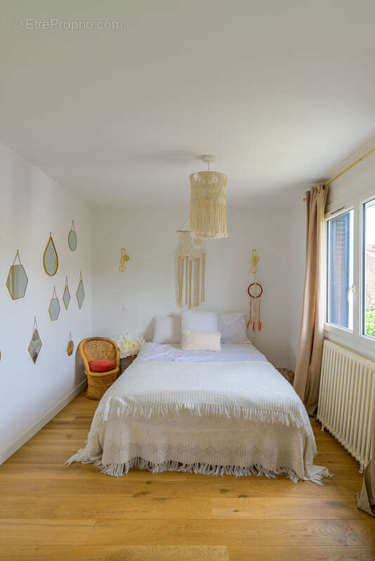 Maison à SAINT-MAUR-DES-FOSSES