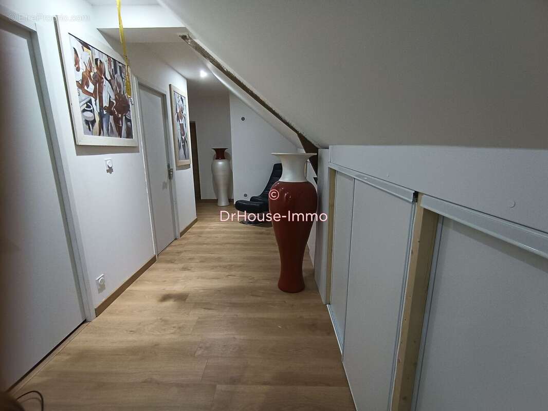 Maison 144 m² à Saint-Malo-Des-Trois-Fontaines  - photo 77