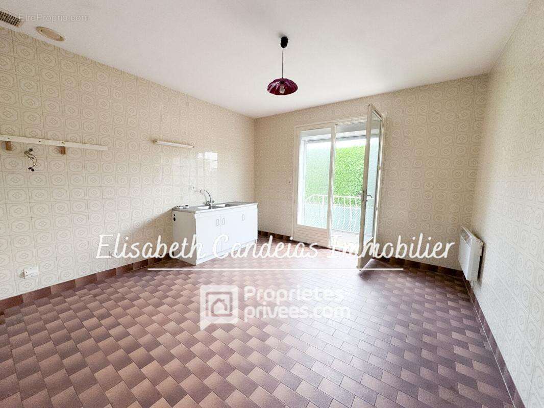 Grande maison familiale 5 chambres - Vue Pyrénées - Beau potentiel - photo 10
