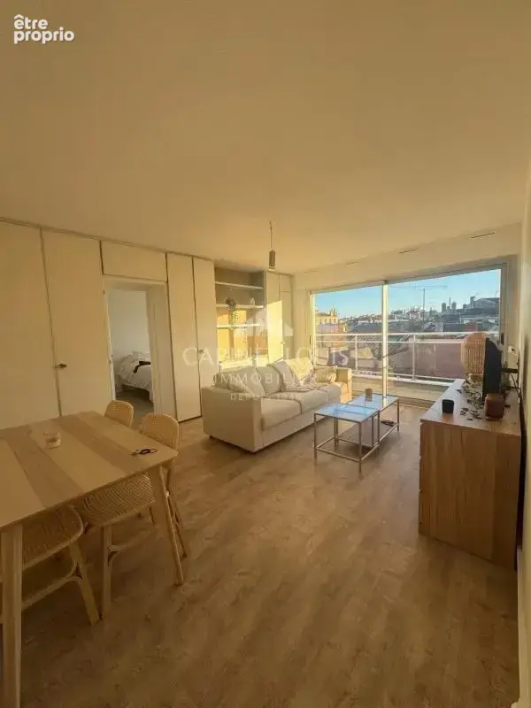 Photo Appartement à Bordeaux au prix de 290 000€
