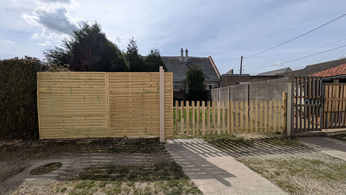 Maison à FRESNOY-LE-GRAND