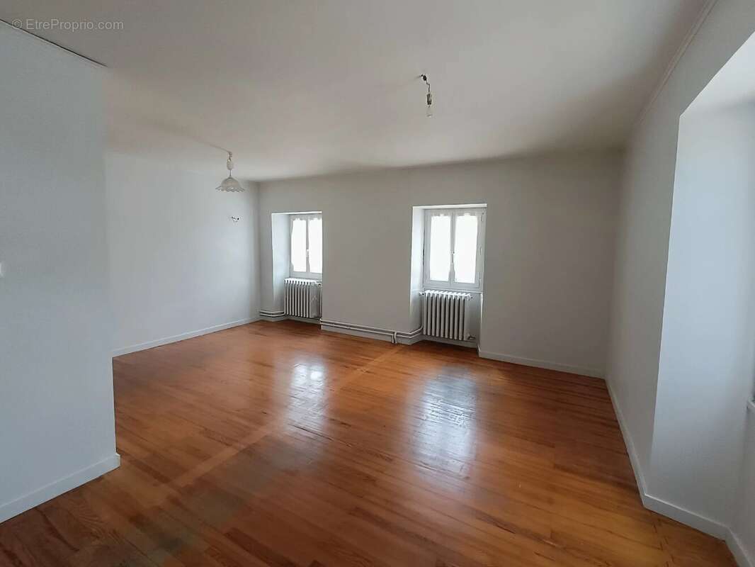Maison à MEAUDRE