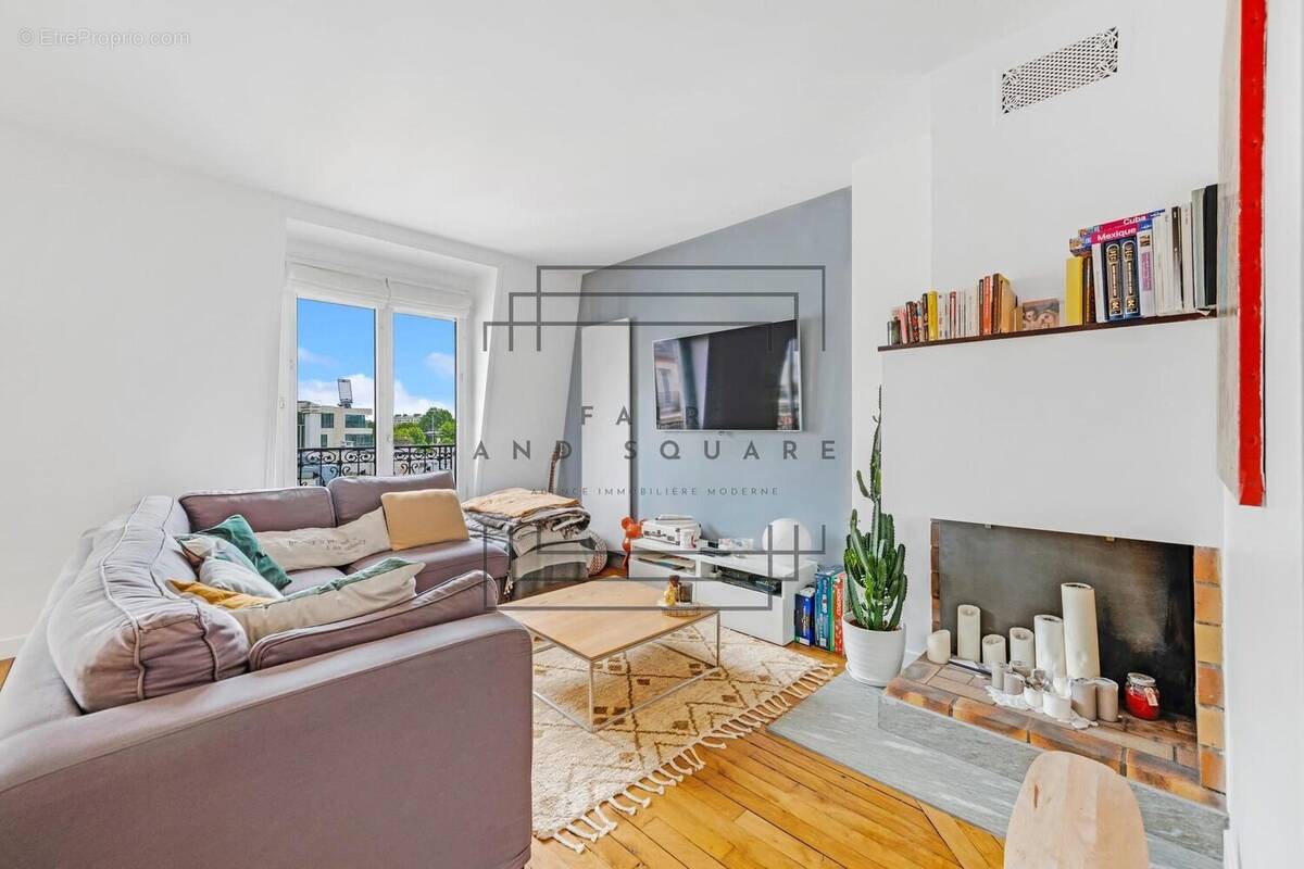 Appartement à NEUILLY-SUR-SEINE