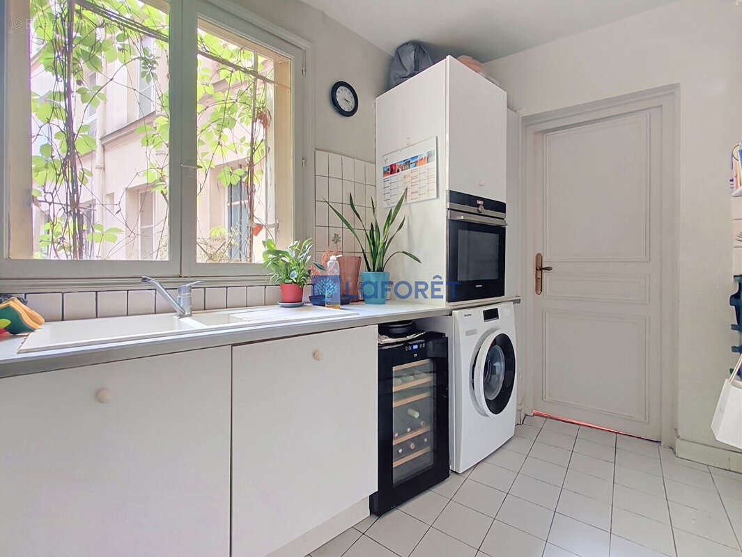 Appartement à PARIS-2E