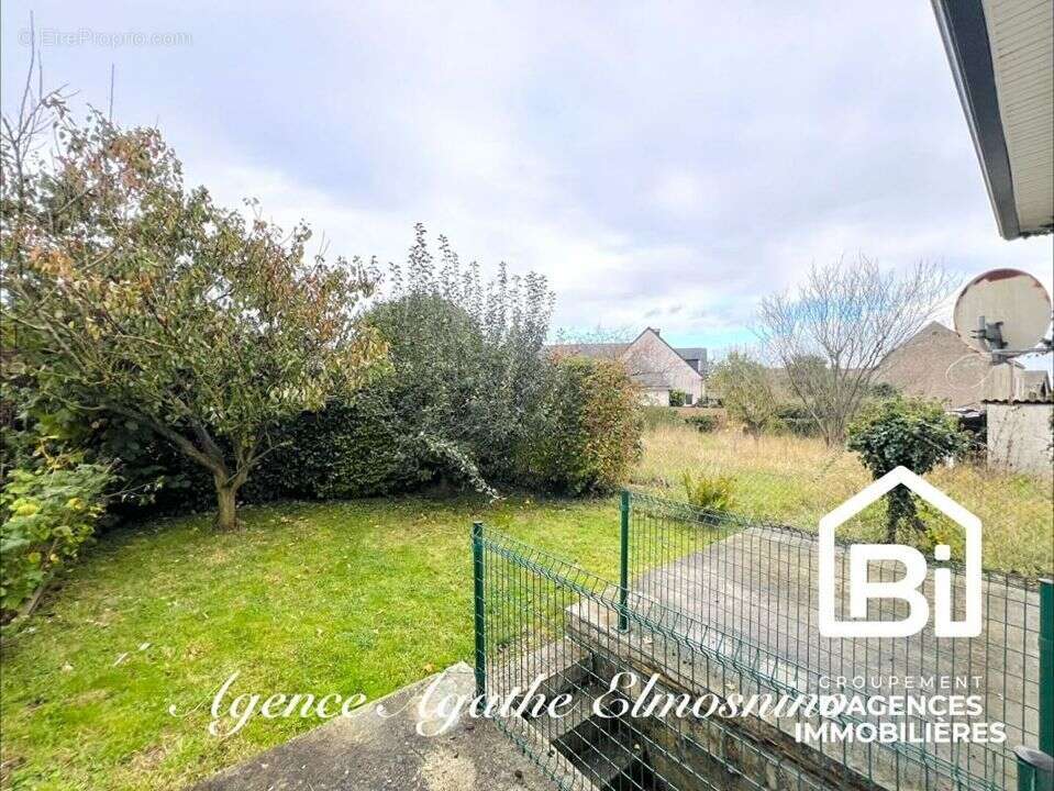 Maison à PERIERS-SUR-LE-DAN