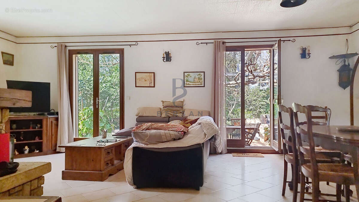 Maison à FREJUS