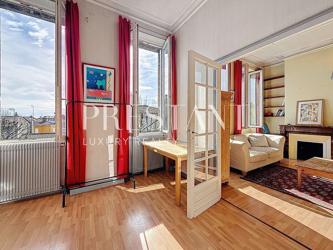 Appartement à BORDEAUX