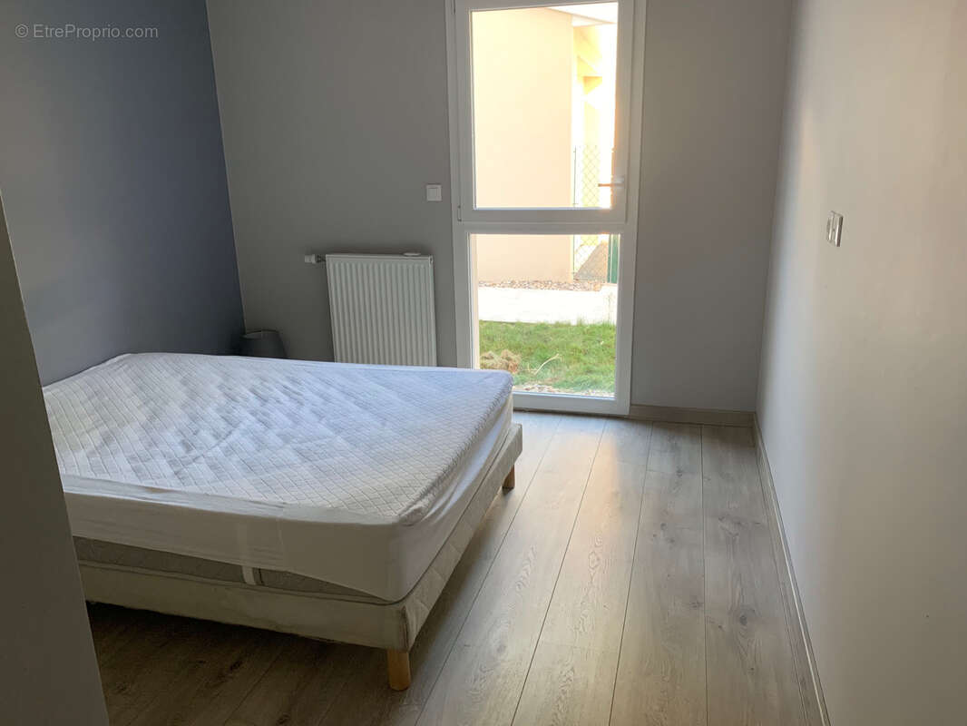 Appartement à CHARBONNIERES-LES-BAINS