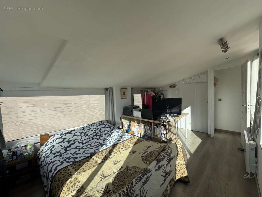 Appartement à L'ESCARENE