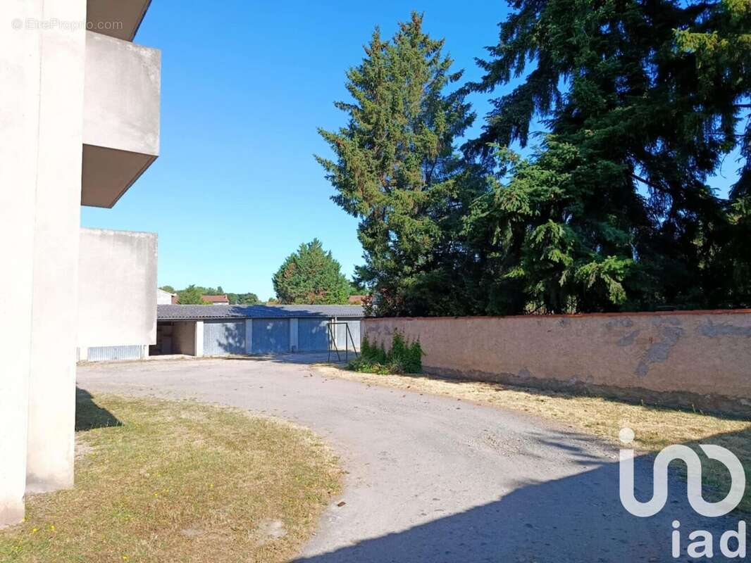 Photo 7 - Appartement à SURY-LE-COMTAL