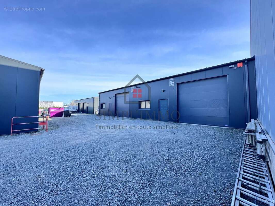 Commerce à SAINT-MEDARD-D'AUNIS