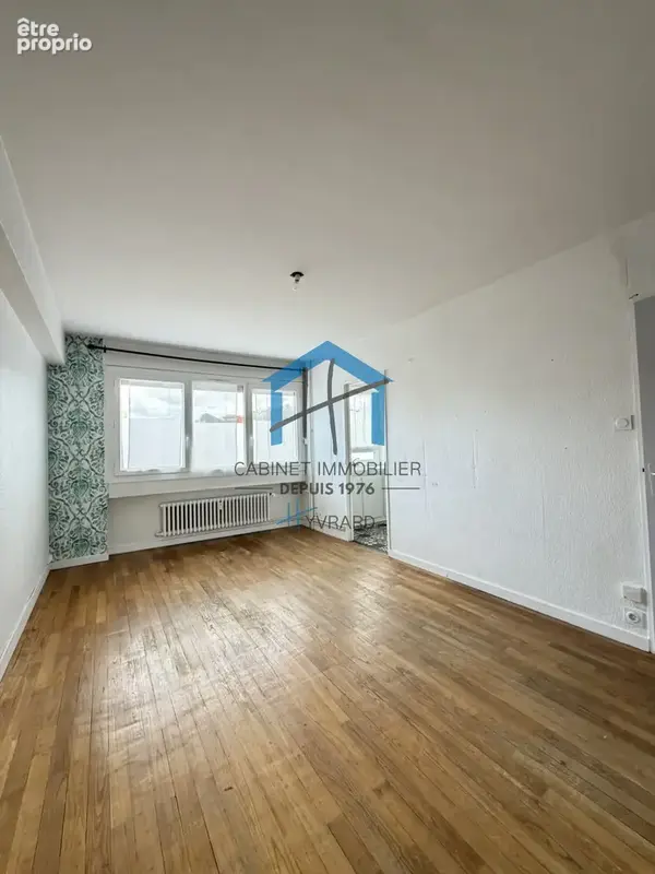 Studio lumineux et fonctionnel de 23 m2 dans copropriété sécurisée Saint-Etienne - La Rivière - photo 2