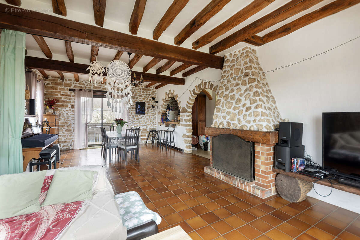 Maison à CERNY